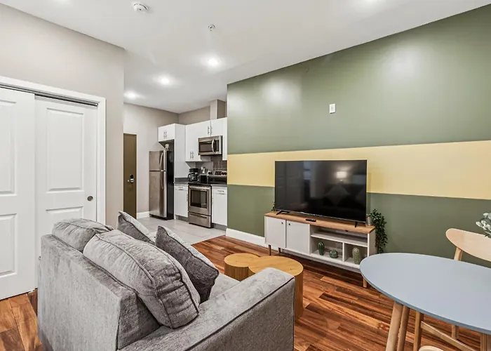 Stay At Luna On Callowhill