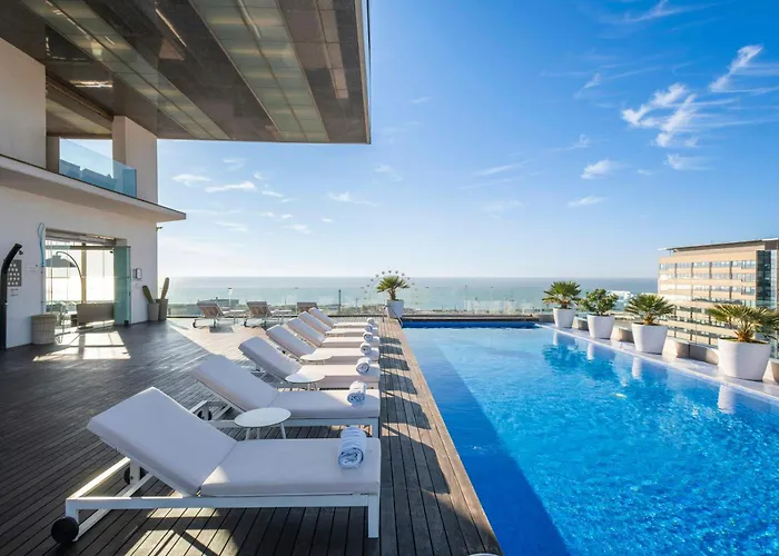 Beach hotel: Leonardo Royal Hotel Barcelona Forum