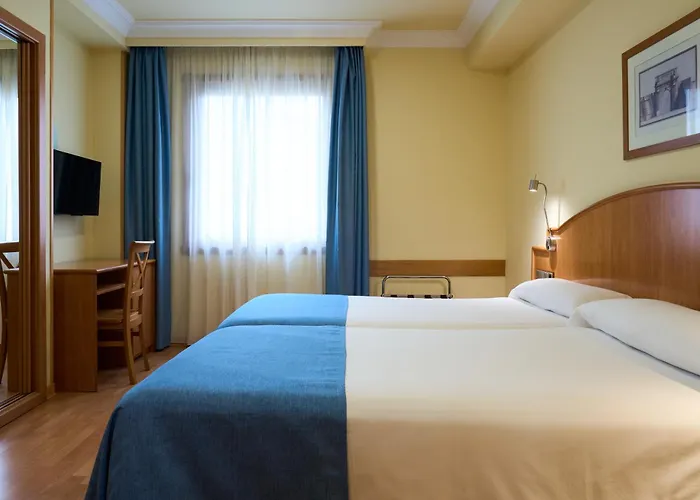 Central hotel: II Castillas Madrid