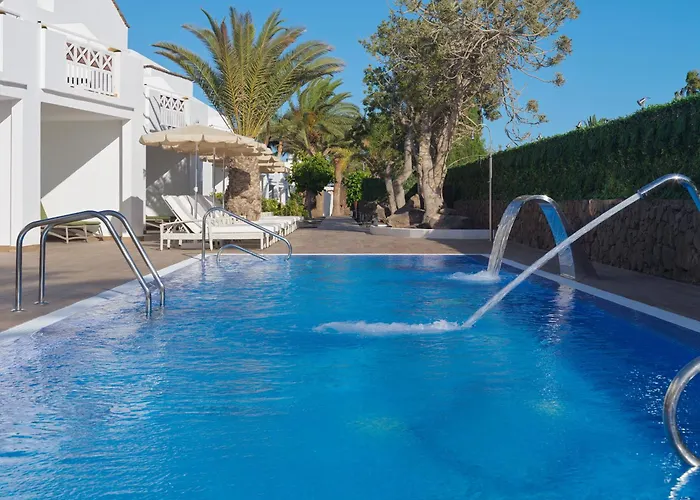 Boutique H10 White Suites - Adults Only