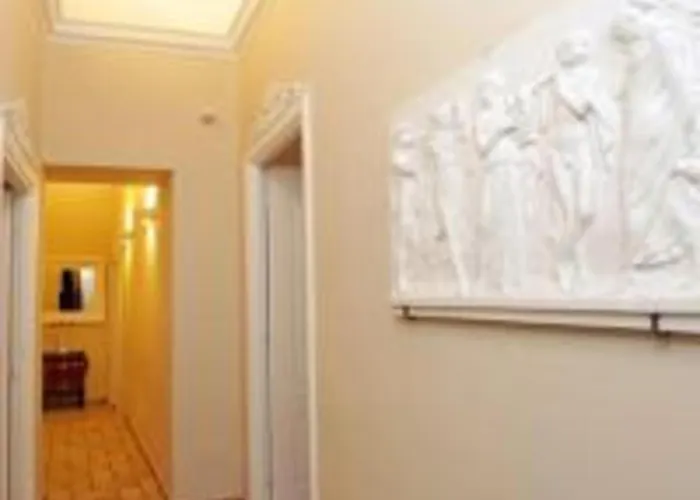 Resort: Madonna de' Monti Suites - Daplace Collection