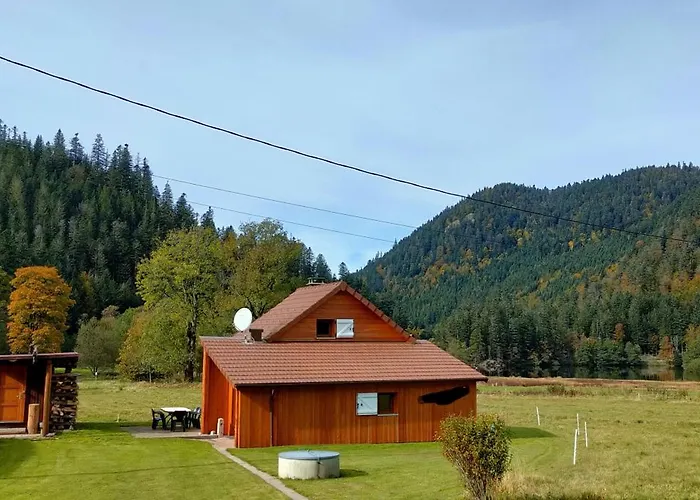 Chalet pour amoureux de la nature avec vue sur le lac de Retournemer