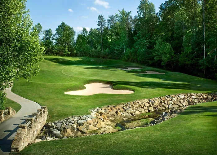 Hotel with Tennis: Grandover Resort & Spa, A Wyndham Grand Hotel