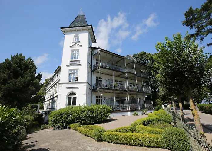 Ruhige FeWo mit Strandkorb, Villa Stranddistel, Binz