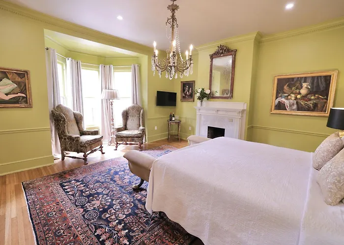 B&B only: Foley House Inn