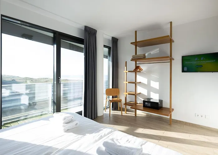 Maris Apartments