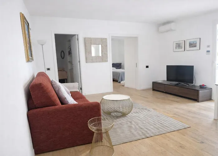 Palazzo Moncada Apartment