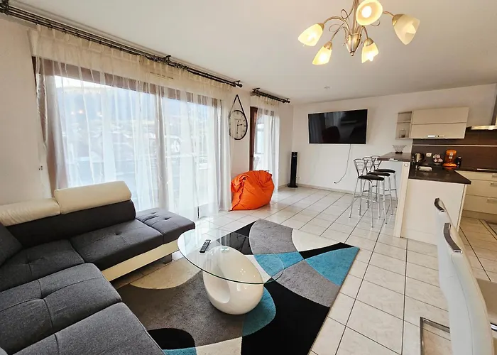 Le Balcon du Laudon Au cœur de St Jorioz spacieux appartement avec terrasse et vue montagne