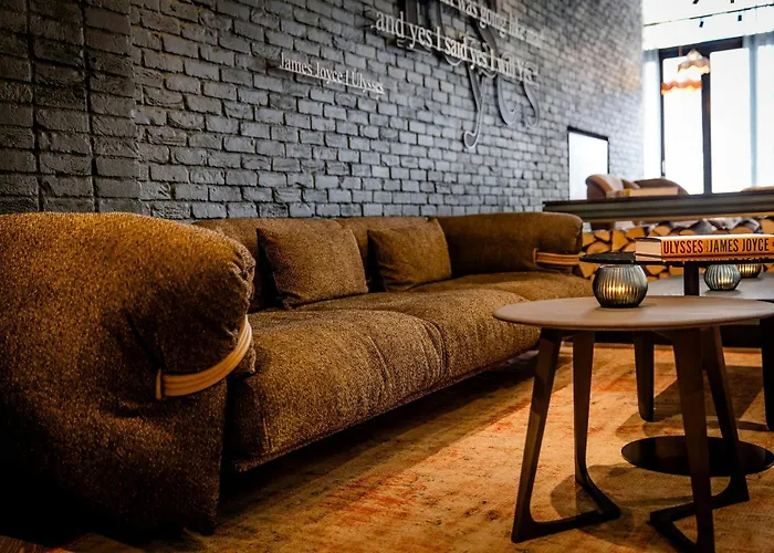 Trip to College Motel One Dublin