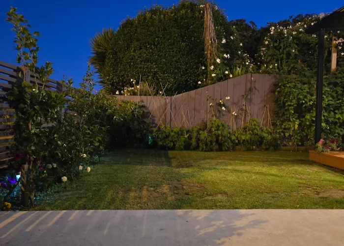 Hillcrest Home
