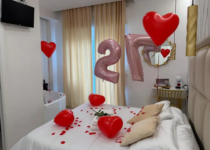 Hotel Jacuzzi: Luxury Masaniello