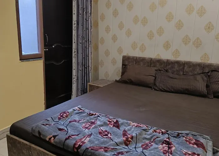 Sudarshan Home Stay