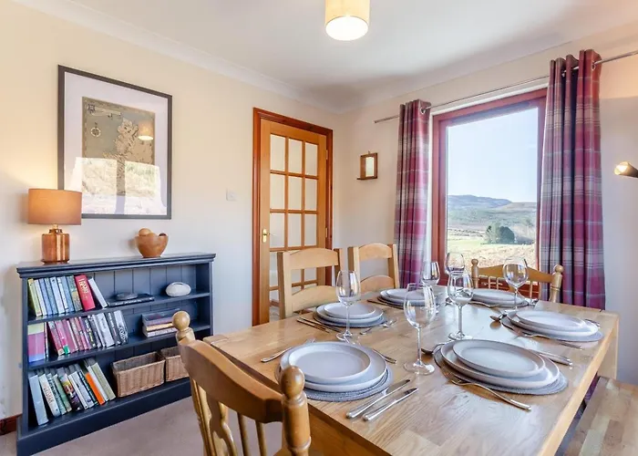 3 Bed In Strathkanaird Oc-R30948