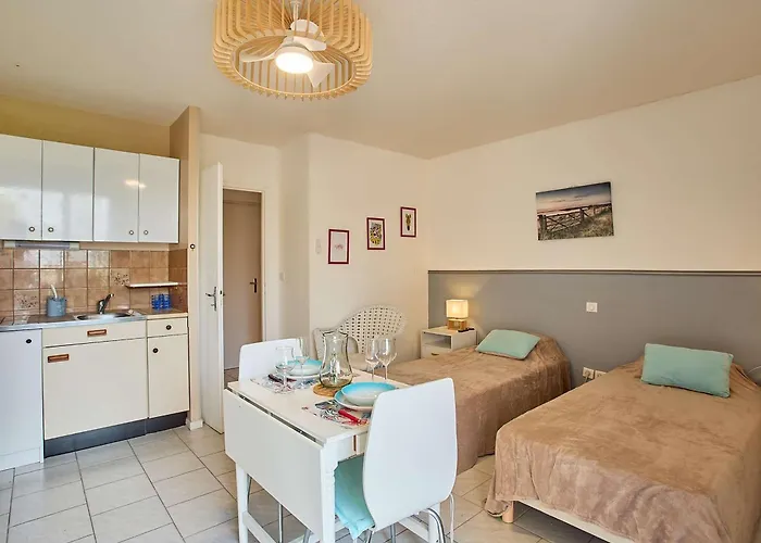 Charmant studio avec balcon à Barbotan, animaux admis - FR-1-841-3