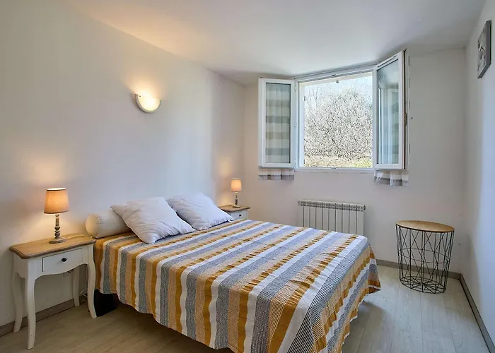 Confortable T3 avec Climatisation, Wifi et Parking à Barbotan - FR-1-841-58