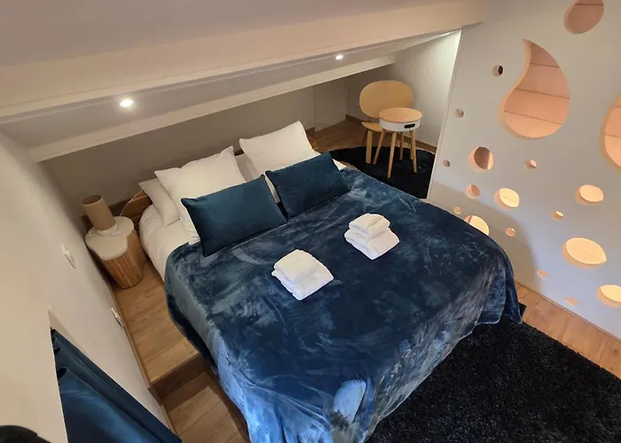 Duplex climatisé avec Espace Cinéma
