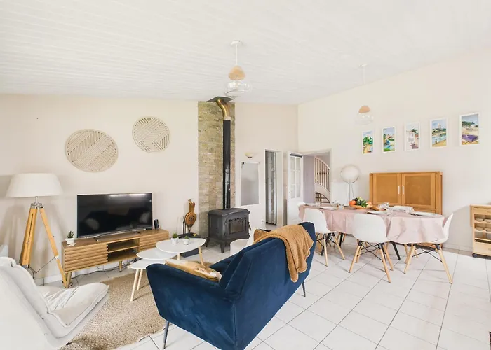 200 m de la mer, maison pour 7 avec jardin