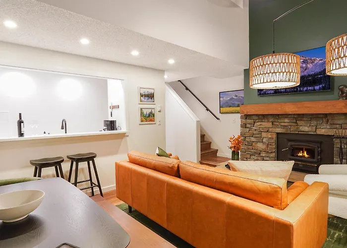 Crystal Creek Retreat