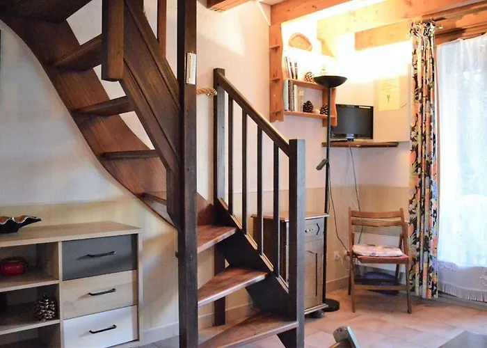 BO210-203 Mazet 2 pièces mezzanine 6 couchages BORMES LES MIMOSAS