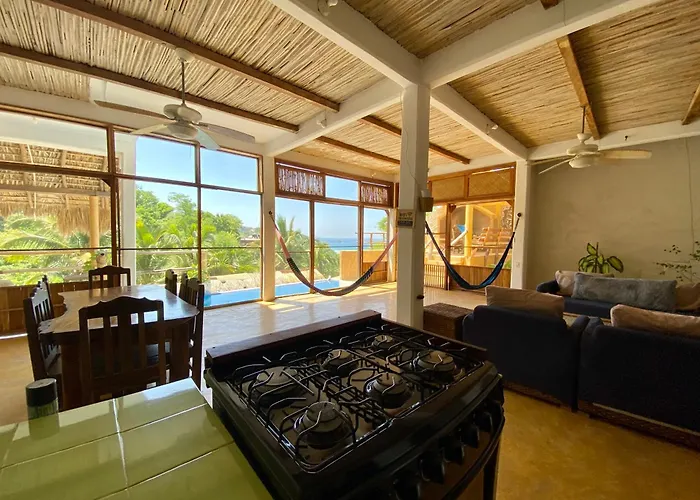 Refugio Tropical Con Alberca, Wifi Starlink Y Vista Al Mar