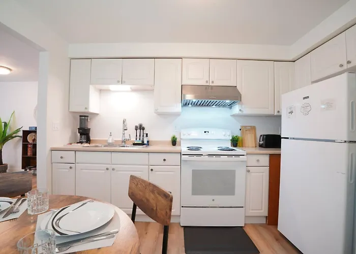 1King1Queen W/Smarttv, Wifi & Fullystocked Kitchen