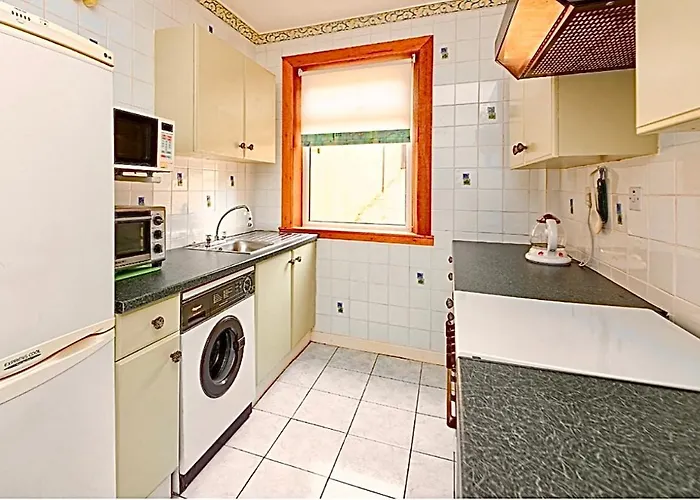 Cosy 2-Bed Villa