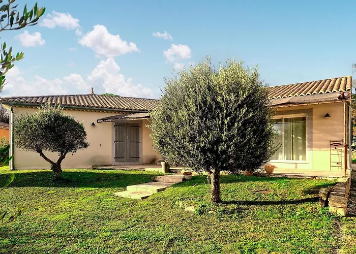Cozy Home In Goudargues With Wifi