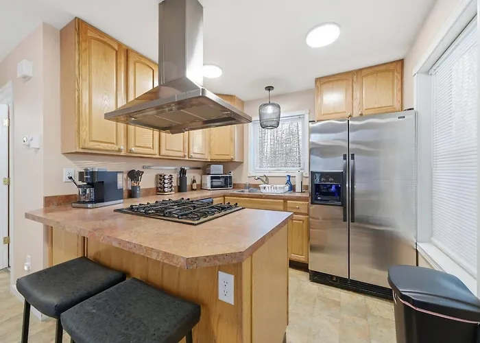 Pet/Family Cabin Near Hatcher Pass Trails | Skiing