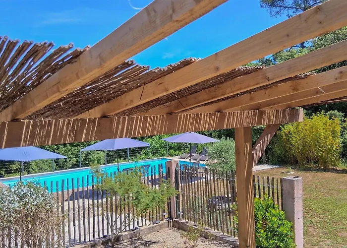 Awesome Home In Besse Sur Issole With Wifi