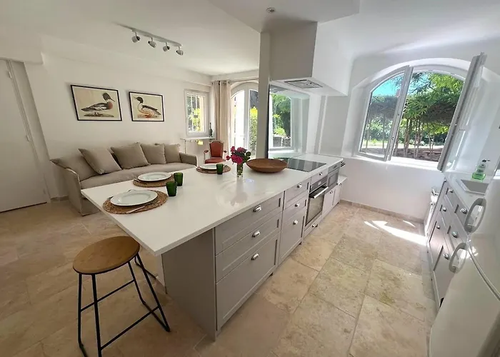 Appart 60 m2 climatisé dans une maison provençale
