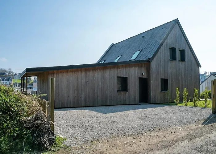 Jolie maison neuve PMR au port de l'Aberwrac'h
