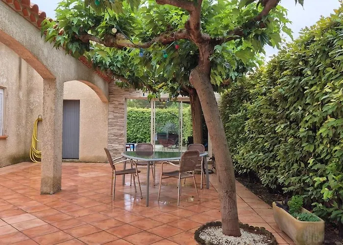 villa familiale piscine privé sans vis à vis