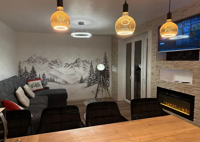 loyika , résidence avec caméra et digicode possibilité location voiture Mercedes ,garage ,T3 climatisation ,cheminée, Netflix, petit déjeuner offert, boisson rafraîchissante pour la bienvenue, repas du soir fondue, raclette , barbecue sur demande
