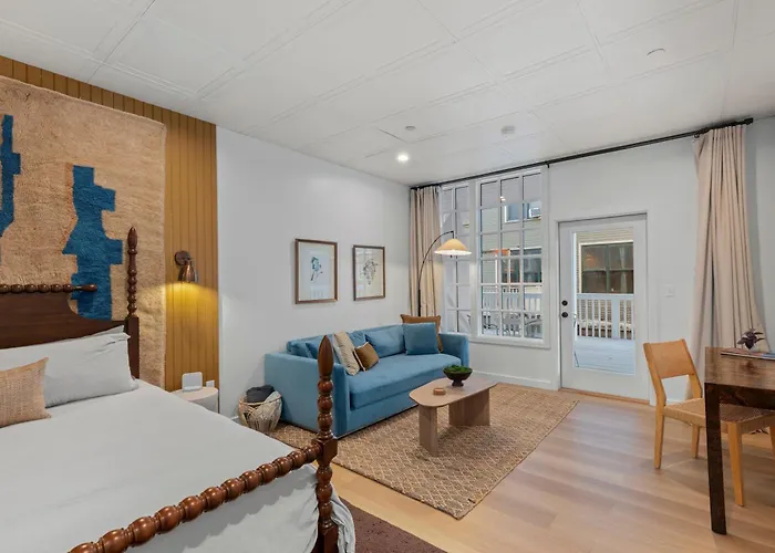 The Optimist Guesthouse | 5