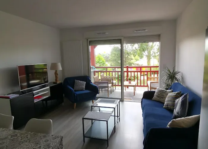 Spacieux T3 avec terrasse très proche des plages
