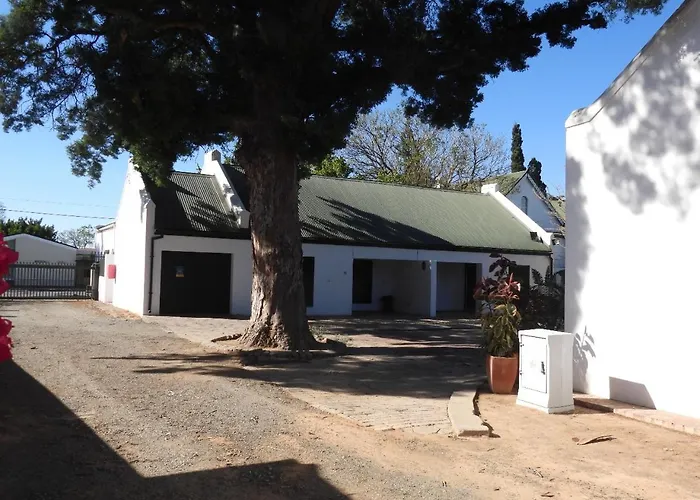 Mountain Zebra Cottage