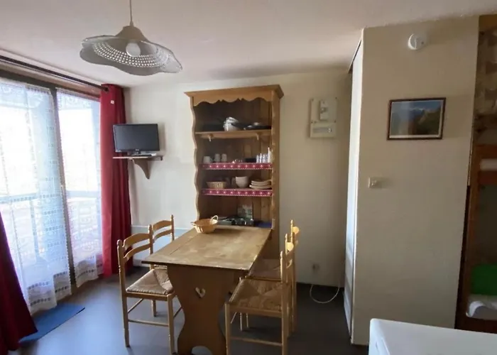 Charmant Studio