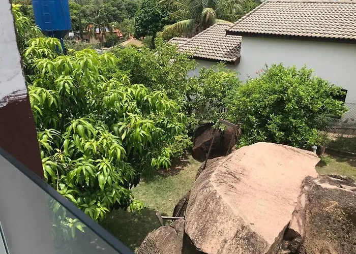 Casa de Vidro em Condomínio
