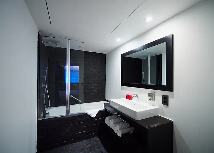 Yooma Urban Lodge