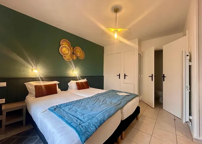 BRIT HOTEL Confort de Lannion vers Perros-Guirec