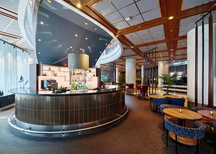 Radisson Blu Plaza ,
