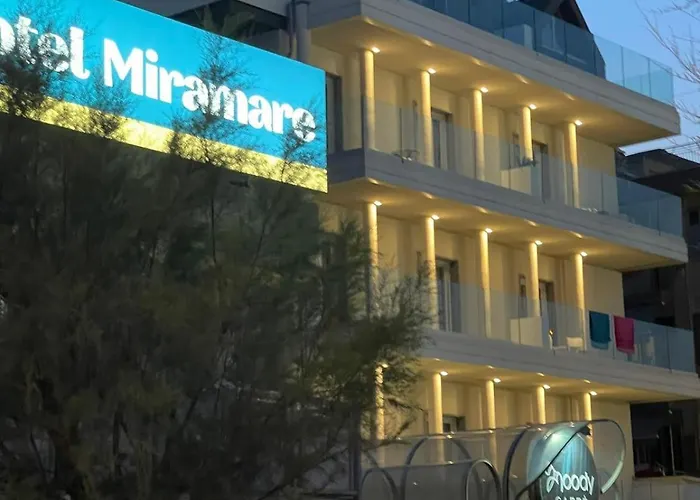 Hotel Miramare con piscina