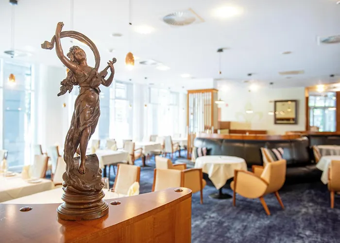 4-Sterne-Hotel: Dorint Charlottenhof Halle