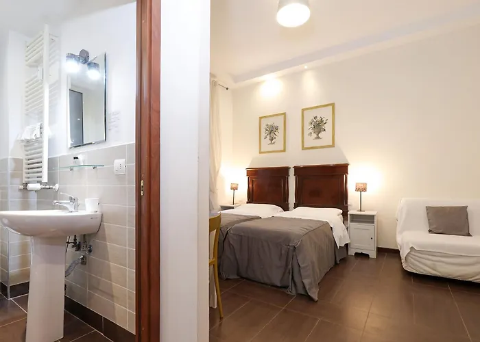 Hotel familiare: Maison Colosseo (Via dei Querceti 24)