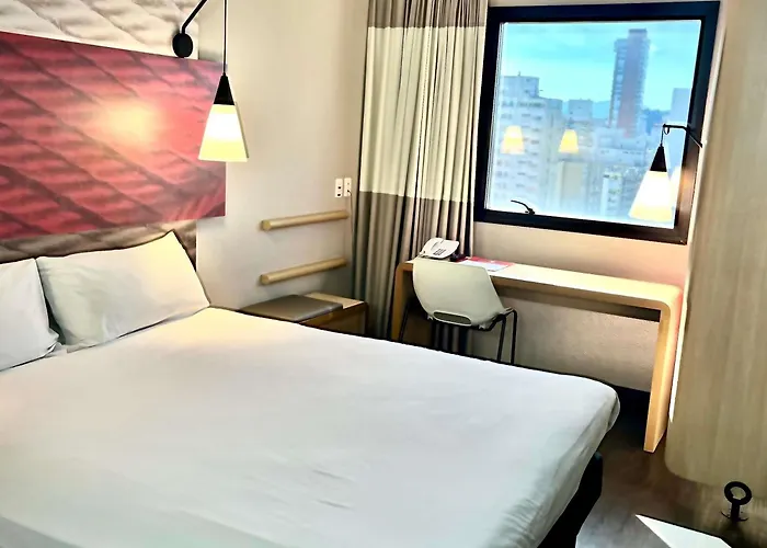 Hotel para famílias: ibis Santos Gonzaga Praia