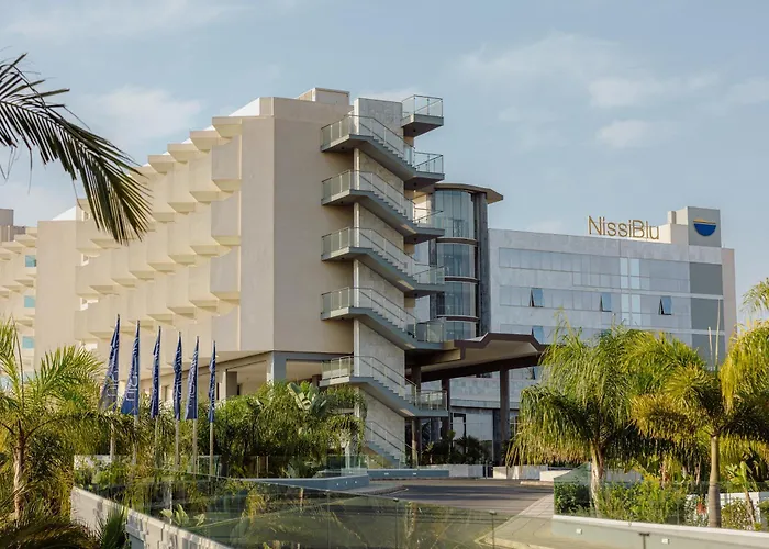 Nissiblu Beach Resort