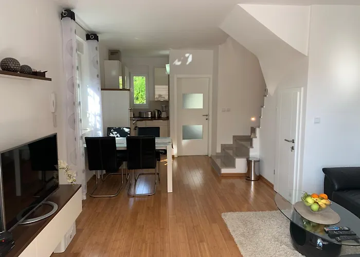 Fantasy Classic Maisonette