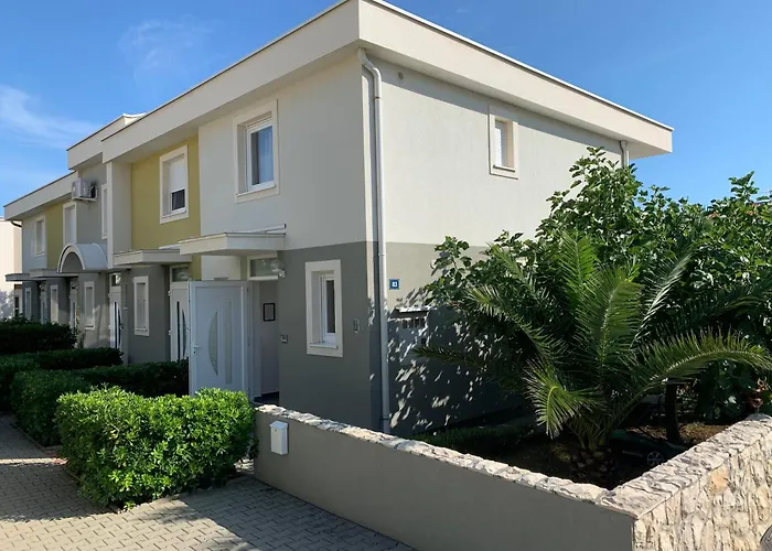 Fantasy Classic Maisonette