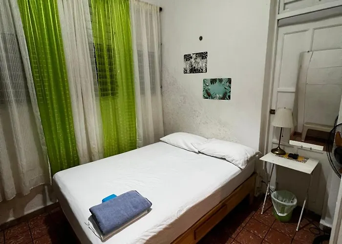 La Casa De Isabel Y Juan, Zona Colonial