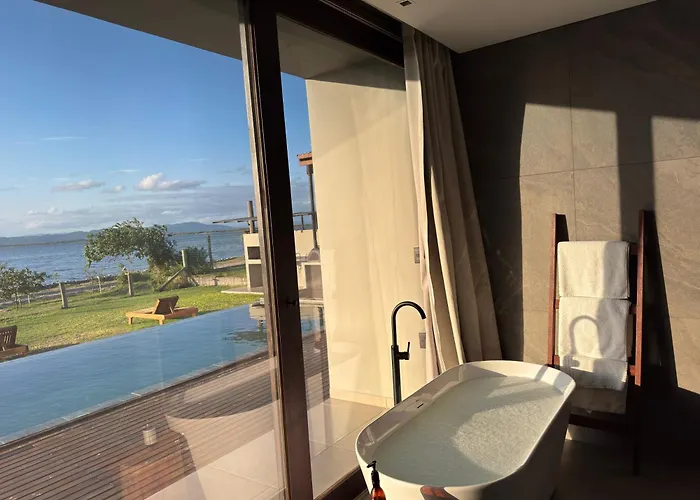 Lagoon Suites e Gastronomia